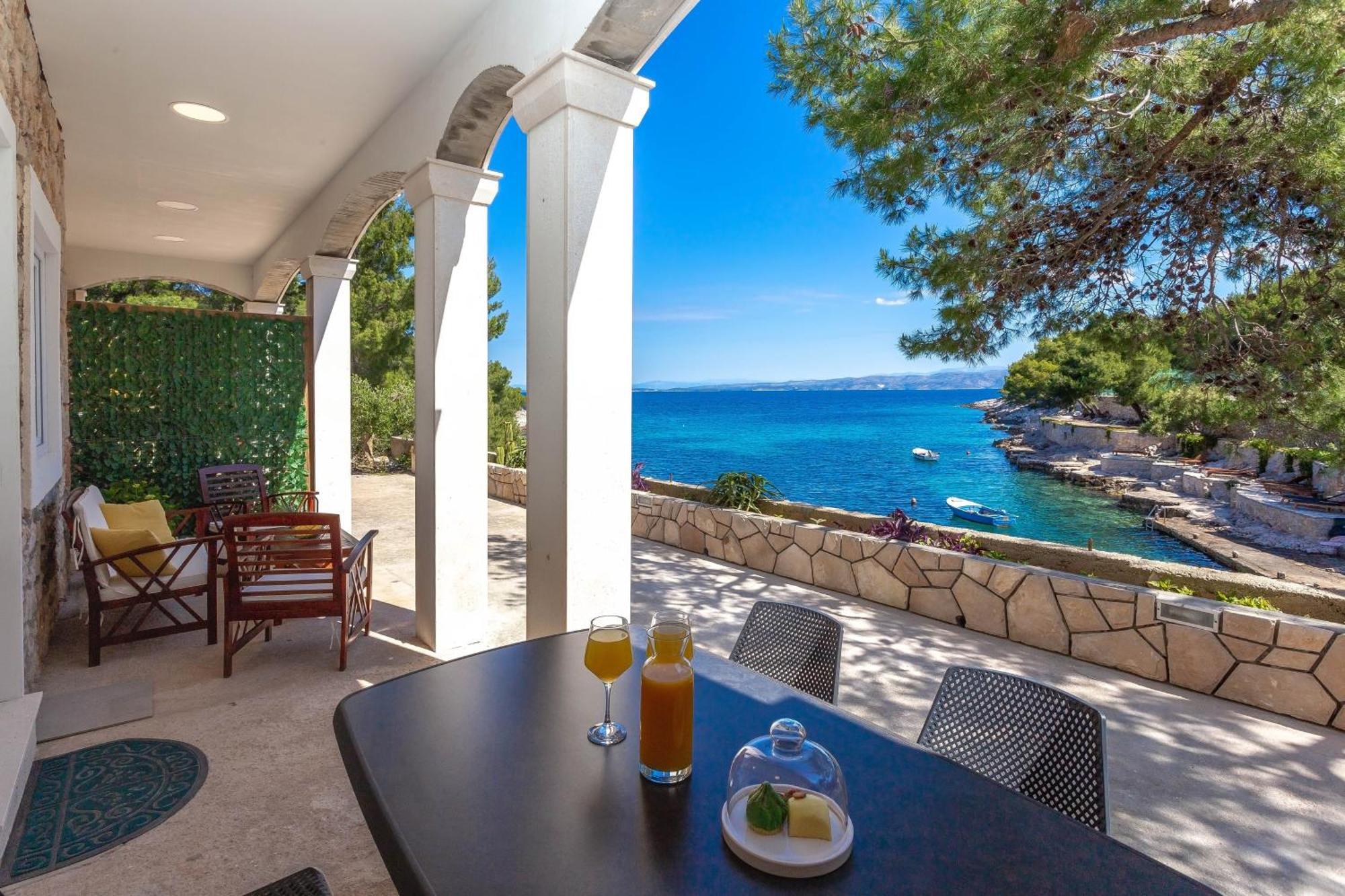 Apartment Zastupac 8761A Hvar Town Esterno foto