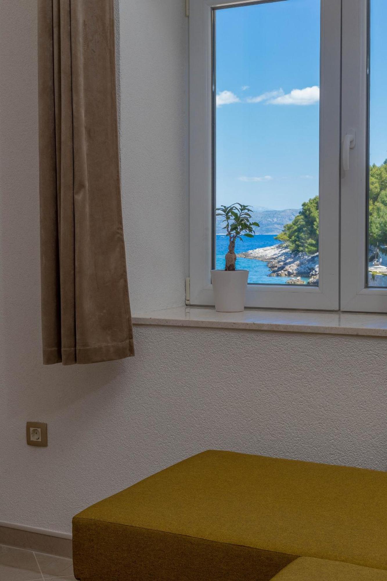 Apartment Zastupac 8761A Hvar Town Esterno foto