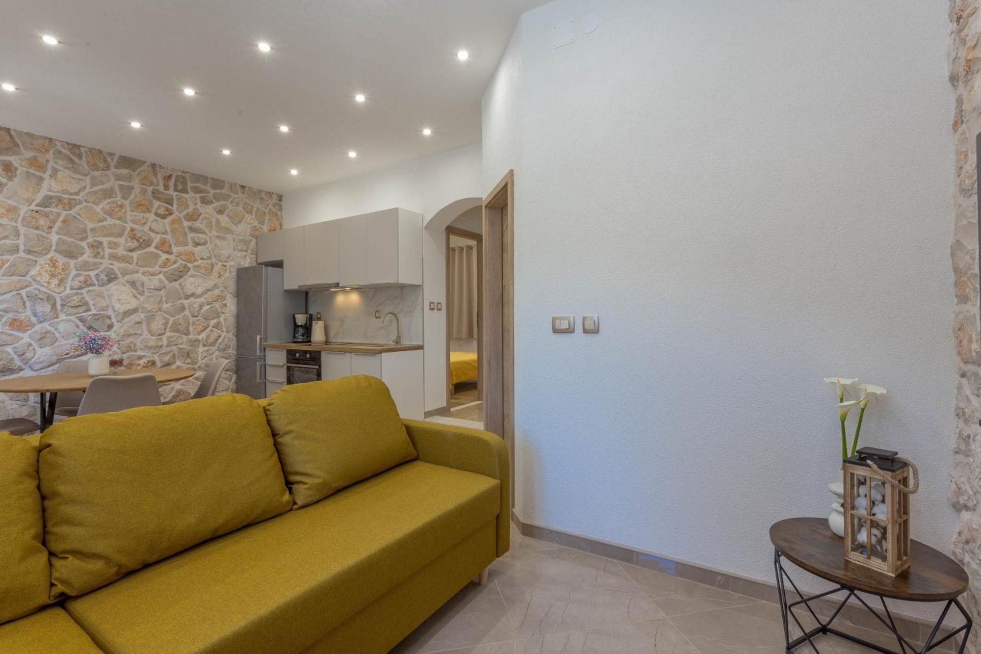 Apartment Zastupac 8761A Hvar Town Esterno foto